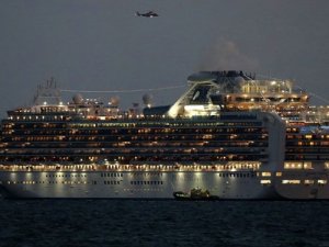 Japonya'da yolcu gemisi koronavirüs karantinasında