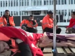 Ercan Havalimanı'nda CAS çalışanları ölüm orucuna başladı