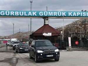 Habur ve Gürbulak gümrük kapıları açıldı