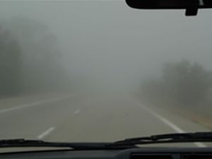 Bolu Dağı'nda yoğun sis trafiği etkiliyor