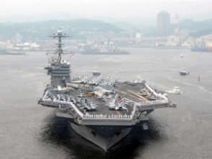 ABD nükleer uçak gemisi Kore'ye ilerliyor