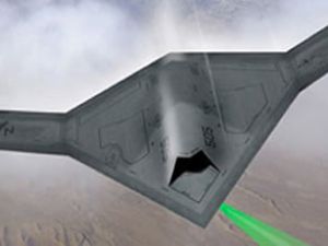 İnsansız uçak "X-47B" ilk kez uçuruldu