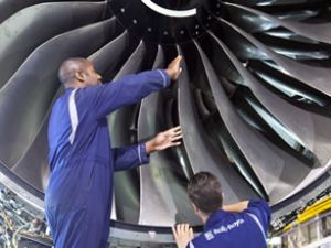 Emirates ve Rolls-Royce anlaşma imzaladı