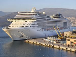 MSC Splendida 2 gece İzmir'de kalacak