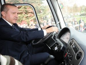 Erdoğan, Ford'un direksiyonuna geçti