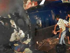 Hindistan'da Uçak Düştü: 10 Ölü