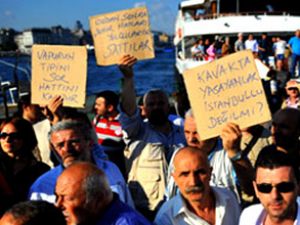 Eminönü-Sarıyer seferi için protesto