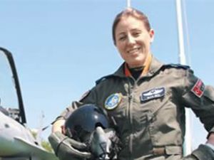 Türkiye’nin ilk kadın F-16 pilotu: Berna Şen