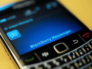 Blackberry’nin iletişim arızası çözüldü
