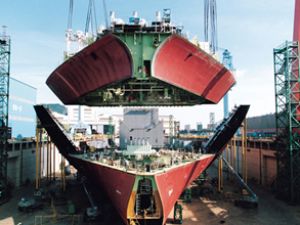 Çin gemi inşa sanayiinde düşüş sürüyor