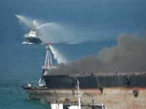 Gemide çıkan yangında 4 denizci öldü