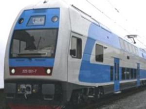 Ukrayna'da iki katlı tren seferi başlıyor