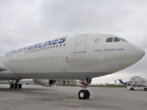 THY'nin yeni uçağı  A330 AHL'ye iniş yaptı