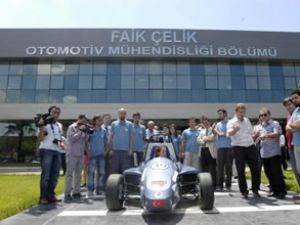 Türkiye’nin ilk Formula aracını (UÜ) üretti