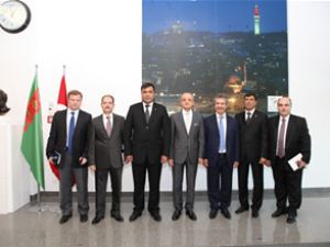 Artıkov’dan Siemens Türkiye’ye ziyaret