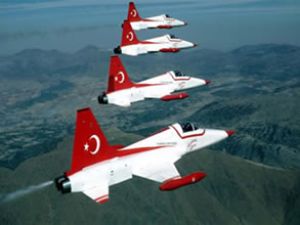 Türk yıldızlarına 'yakıt' engeli koyuldu