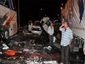 TEMde trafik kazası: 9 ölü, 32 yaralı