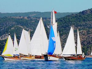 24. Bodrum Cupda yelkenlilerin valsi başlıyor