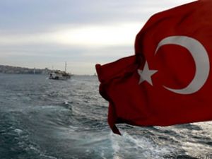 Türk gemisi başka bir gemiye çarptı