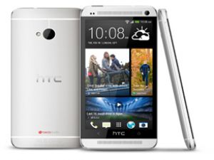 Akıllı telefon HTC One Türkiye'ye geldi