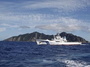 Çin tartışmalı adalara 8 gemi gönderdi