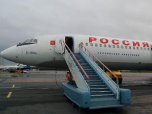 Rusya'da uçaklarda yemek paralı oluyor