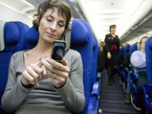 Uçakta telefon kullanma dönemi başlıyor