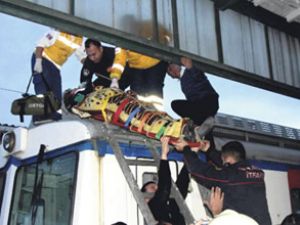 Haydarpaşa'da turistleri elektrik çarptı