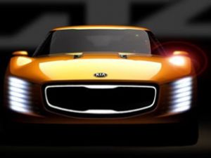 Kia GT4, Kuzey Amerika'da görücüye çıktı