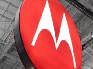 Google, Motorola’yı Lenovo’ya sattı