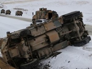 Van'da askeri araç kaza yaptı: 3 şehit