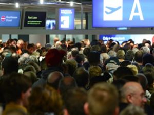Frankfurt Havalimanı'nda grev kaosu