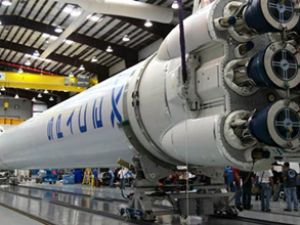 SpaceX, Mars'a gidebilecek roket yaptı