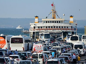 Topçular İskelesi'nde 'dönüş' yoğunluğu