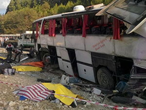 Antalya-Isparta karayolunda kaza: 13 ölü