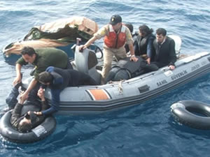 Sahil Güvenlik kaçak göçmenlere göz açtırmıyor