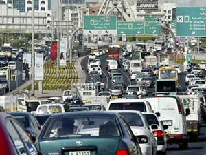 Dubai'de trafiğe ilginç çözüm