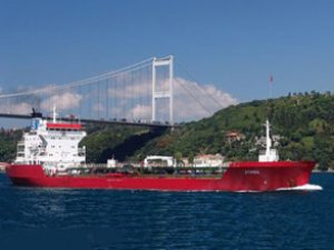 Petrolun yüzde 63'ü deniz yoluyla taşınıyor