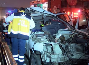 TEM'de feci kaza: 2 ölü, 2 yaralı