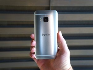 HTC One M9'e Android M gelecek mi?