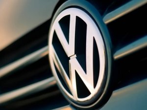 Volkswagen'e bir darbe de Alman bakandan