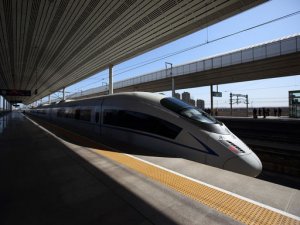 Çin, ekonomik canlanma için demiryolu yatırımına yöneldi