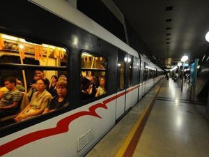 İzmir Metrosuda sefer sıklığı 90 saniyeye düşüyor