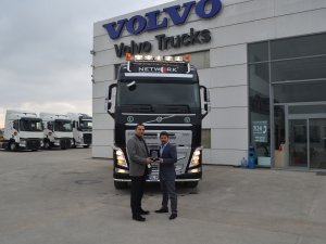 Özakar Nakliyat, büyümesini Volvo Trucks ile sürdürüyor