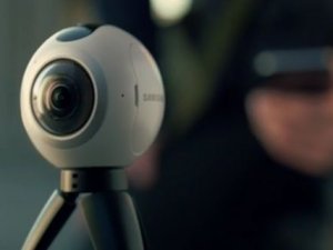 Samsung, Gear 360 kamerasını tanıttı