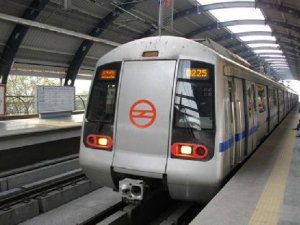 Hindistan’da Kochi metrosunda test sürüşlerine başlandı