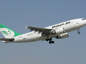 Mahan Air uçağı İstanbul'a acil indi