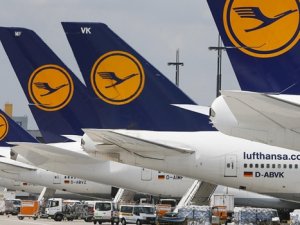 Düşük yakıt, Lufthansa karını uçurdu