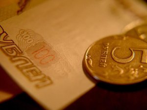 Rus rublesinde toparlanma beklenmiyor