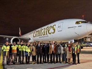 Emirates 80'inci A380'ini teslim aldı